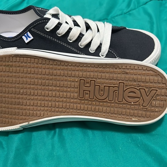 Men’s Hurley Shoes. Brand new . Size 10 men - Picture 2 of 3